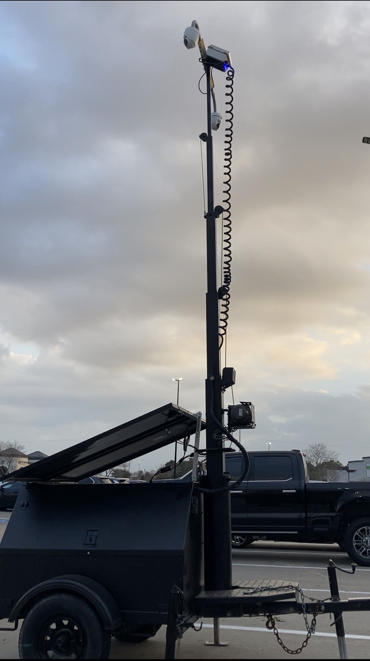 Houston Security Tower - side view with telescoping mast and PTZ cameras